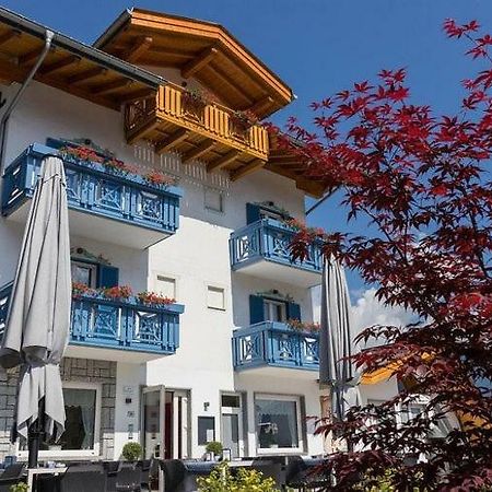 Hotel Milano Tione di Trento Eksteriør billede